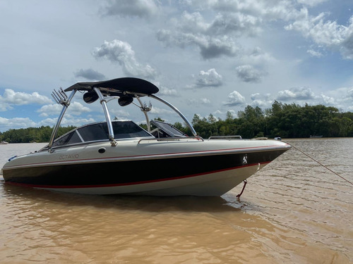 Bermuda Twenty One Motor Volvo Equipada Para Wakeboard
