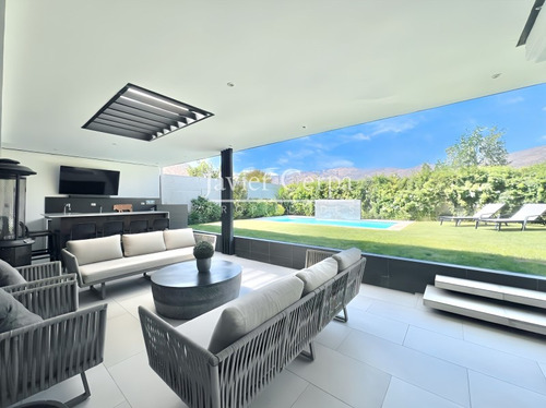 Excelente Casa En Condominio Chamisero