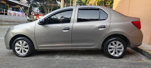 Renault Logan 1.6 Authentique