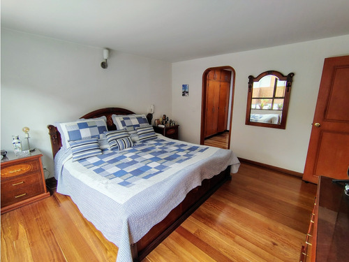 Vendo Exclusivo Apartamento Duplex Chicó Navarra