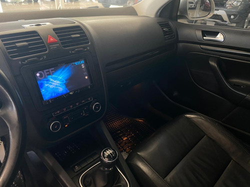 Volkswagen Vento 2.5 Luxury 170cv 2011