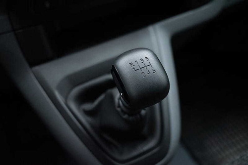 Imagem 11 de 15 de Peugeot Expert Vitré 1.6t 115cv Mec/2021