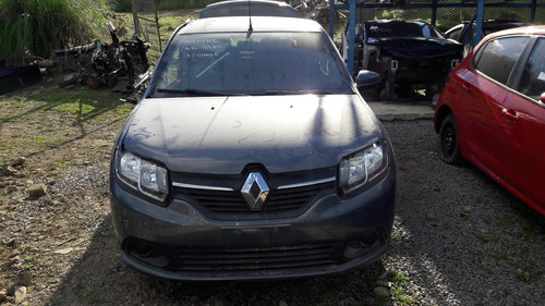 Imagem 1 de 8 de Sucata Renault  Logan 2015 1.0 16v Flex - Rs Auto Peças