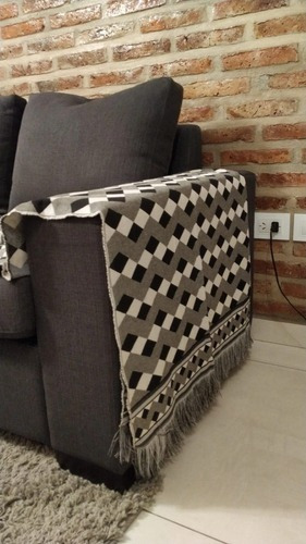 Imagen 5 de 10 de Manta Sillon Colcha Pie De Cama 2 Plazas C/ Flecos 140x230cm