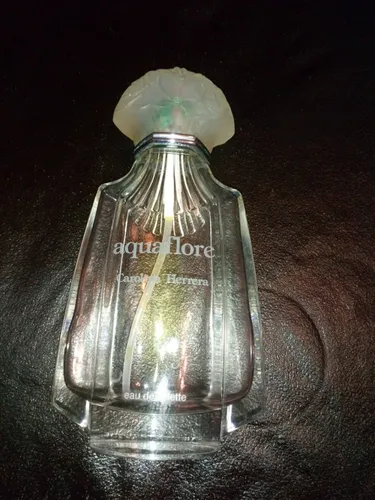 Aqua flore carolina herrera sale