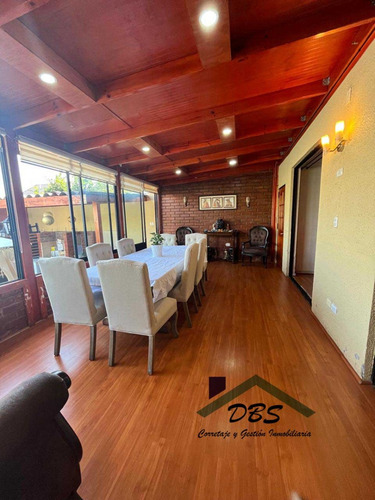 Dbspropiedades Arrienda Casa 3 Pisos 4d/4b/2e/1b$1.500.000