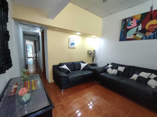 Venta De Apartamento En Catia 20000$