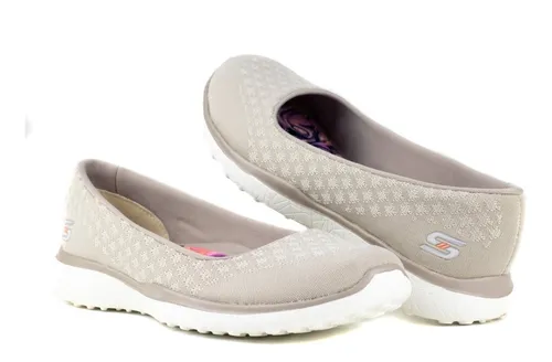 23312 skechers top
