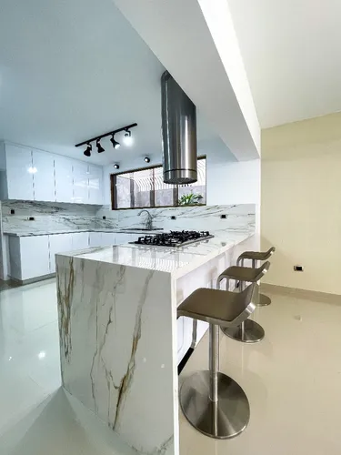 Se Vende Casa Urb La Viña