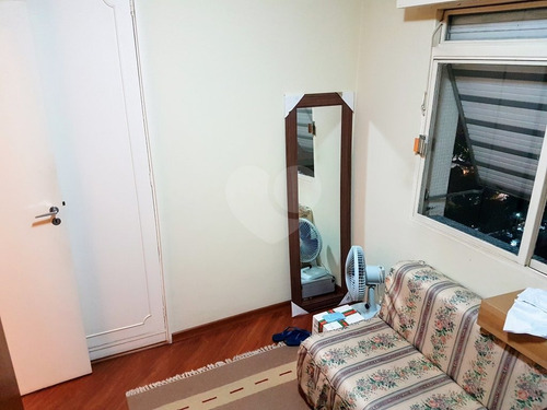 Imagem 13 de 19 de Excelente Apartamento! - Reo207722