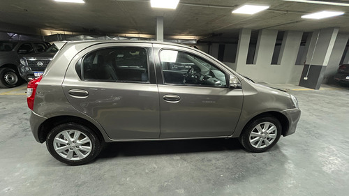 Toyota Etios 1.5 Xls