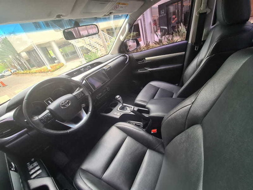 Imagem 13 de 15 de Toyota Hilux Cd Srx 4x4 2.8 Tdi 16v Diesel Aut 2018