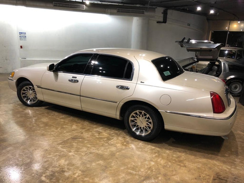 Imagen 5 de 15 de Ford Lincoln Cartier 2000