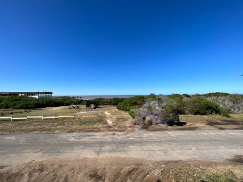 Imagen 13 de 29 de Venta De Departamento De 3 Ambientes Con B/ Terraza, Parrilla Y Cochera En Costa Del Este
