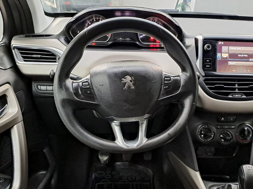 Peugeot 2008 1.6 Allure