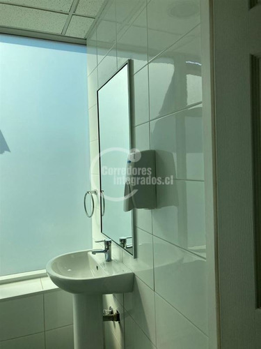 Imagen 7 de 10 de Oficinas Arriendo Moderno Edificiomurocortina Vistamar 110m2