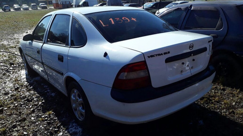 Imagem 4 de 5 de Sucata Vectra 98 2.0 8v Gasolina - Rs Auto Peças Farroupilha