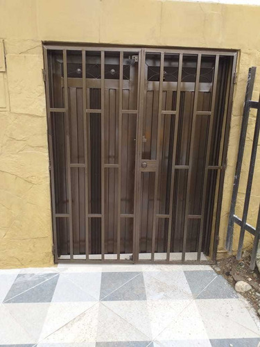 Se Arrienda Apartaestudio En Medellin, Laureles