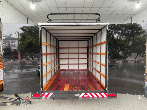 Carreta Baú Em Acm - Baú 2.50 X 1.50 X 1.50 Com Bagageiro