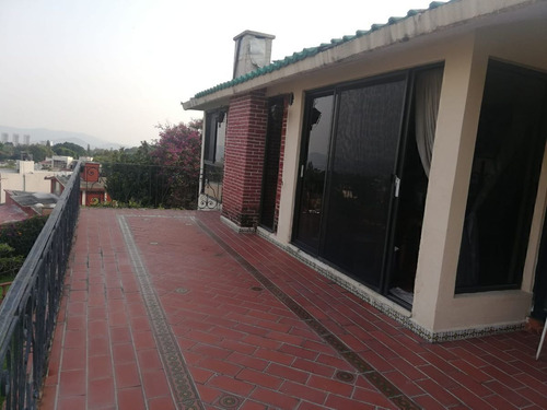 Casa En Venta, Provincias Del Canadá, 6 Recámaras