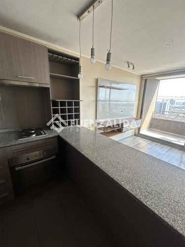 Departamento En Venta De 2 Dorm. En Macul