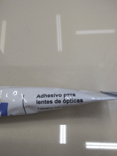 Imagen 2 de 4 de Pegamento Sellador De Opticas Universal De 50 Cc Marca Lam