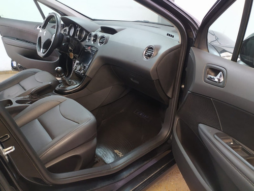 Imagen 13 de 16 de Peugeot 408 Feline 6mt 1.6 Hdi 2016