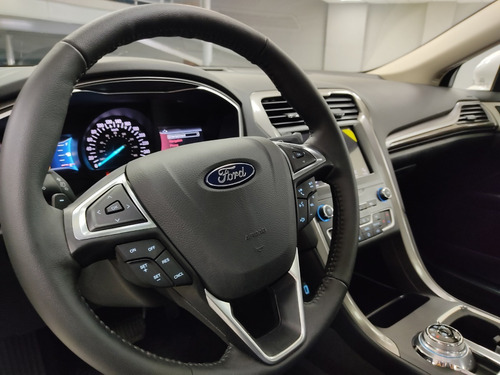Ford Mondeo Titanium 2.0 Ecoboost 0km