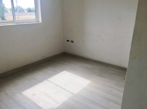 Imagen 10 de 16 de Townhouses Nuevos En Venta El Tigre