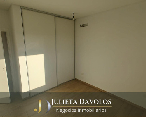 Casa En Venta 5 Ambientes Puertos Del Lago Barrio Riberas-escobar-maschwitz