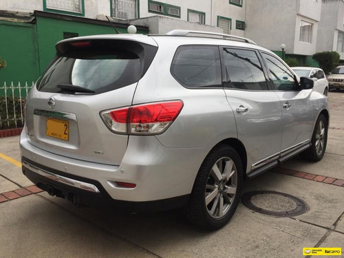 Nissan Pathfinder Exclusive