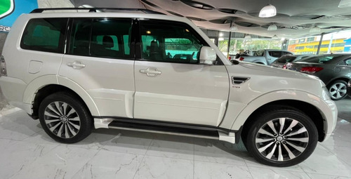 Imagem 4 de 15 de Mitsubishi Pajero Full 2019 3.2 Hpe 4x4 Turbo Diesel