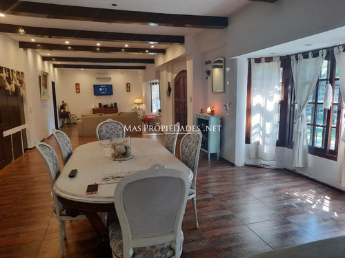 Imagen 3 de 5 de Casa En Venta 7 Dormitorios En El Trébol