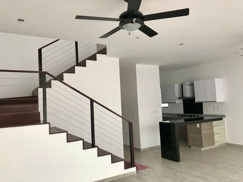 Imagen 4 de 14 de Increible Casa En Residencial Aqua By Cumbres 4 Recs 4 Baños