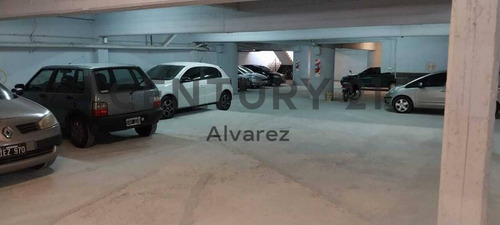 Imagen 20 de 28 de Venta De Estacionamiento Con 60 Cocheras + Oficina Completa + Garita Y 3 Baños