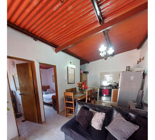 Best House Vende Cómoda Casa En Sector Santa Eduvige, Carrizal.