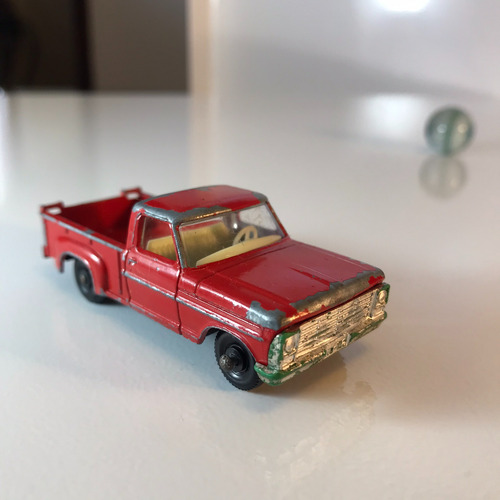 Matchbox Series 6 D2 - Ford Pick Up - 1968 Ruedas Negras Rojo (Usado)
