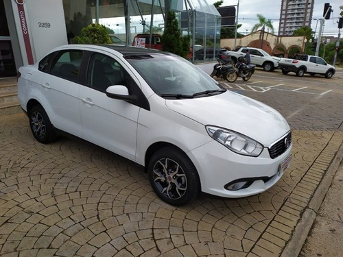 Fiat Grand Siena 1.4 Mpi Attractive 8v Flex 4p Manual