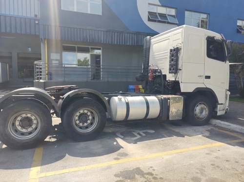 Imagem 8 de 11 de Volvo Fh 460 2013 Mugen Caminhões