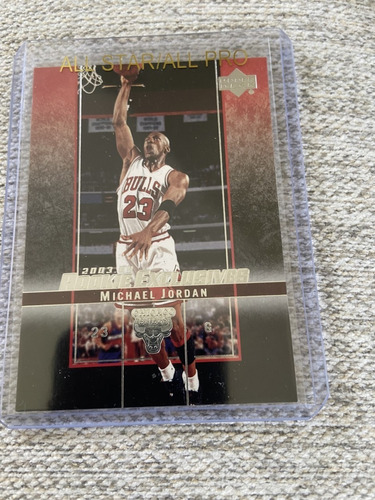 Michael Jordan  Tarjeta Upper Deck 2003-04 Num 60