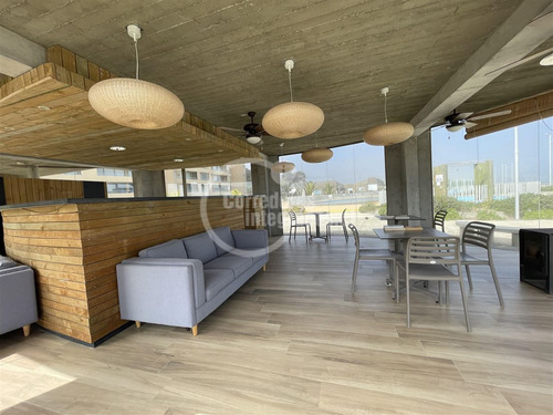 Departamento En Venta De 3 Dorm. En Algarrobo