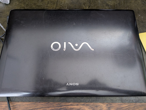Notebook Sony Vaio Amd P340 Dual Core 2.20 Ghz 288hd 2g Ram Negro (Usado)