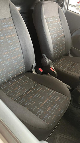 Imagem 11 de 14 de Fiat Fiorino Furgao Work Hard 1.4 Flex 2019/2020