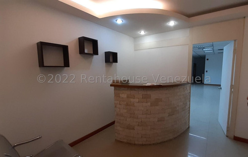 Imagen 2 de 13 de Oficina Alquiler Prados Del Este Rolando Rodriguez Codg 22-23151