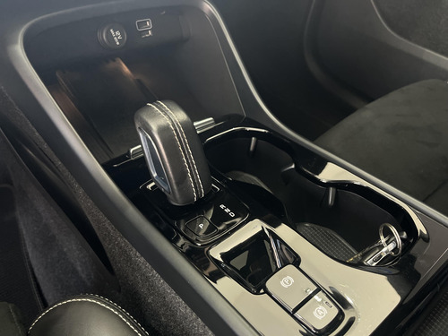 Volvo Outros Modelos XC 40 T-5 HÍBRIDO R-DESIGN 1.5 262CV FWD
