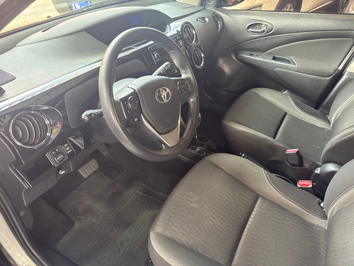 Toyota Etios Etios XS 1.5 (Flex)