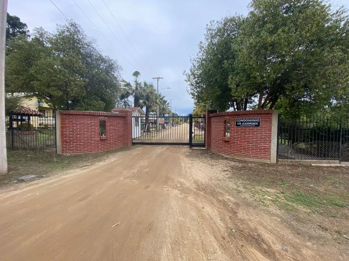 Imagen 2 de 21 de Se Vende Propiedad Amoblada Con Piscina En Condominio