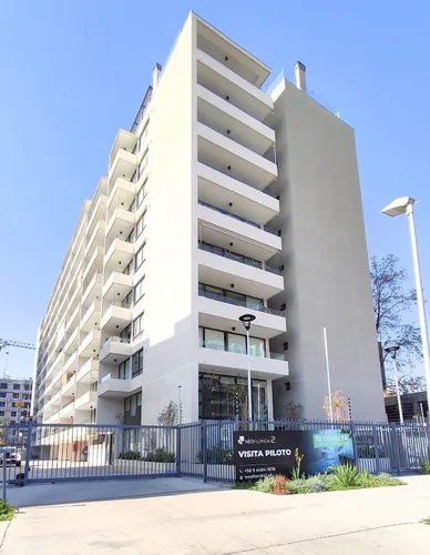Edificio Colombia (1 Est. 1 Bod.) Piso 8