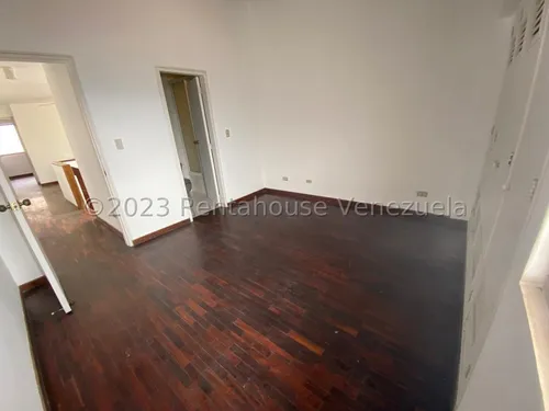 Hermosa Casa En La Tahona