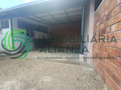 Bodega En Arriendo En La Libertad. Cod A16914